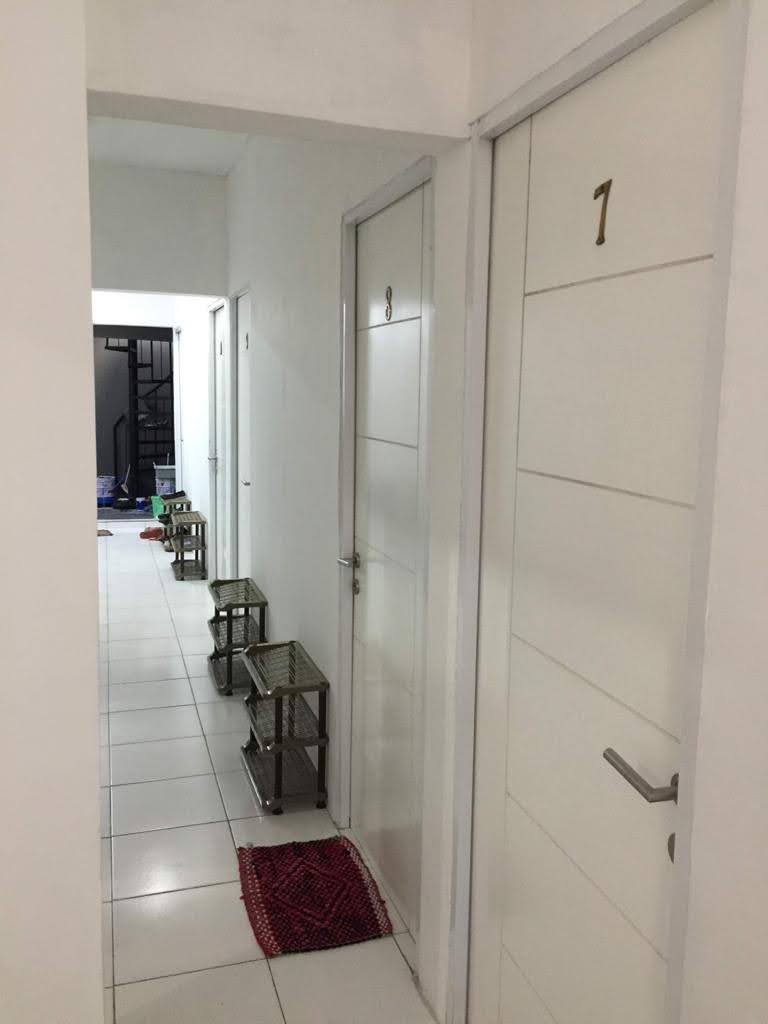 Dijual Rumah Kos Aktif Lokasi Strategis di Pulosari Surabaya Barat - Image 1