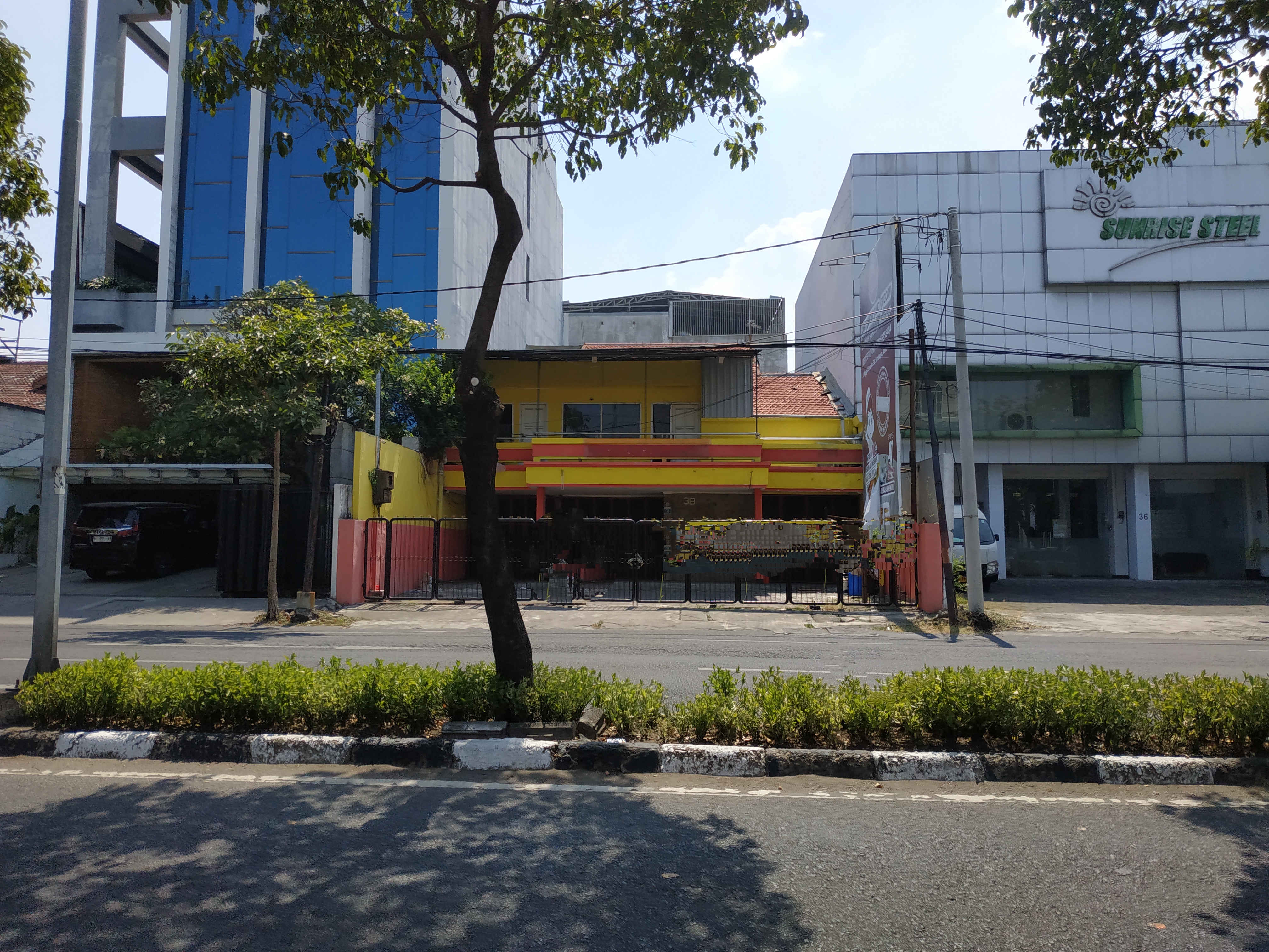 Disewakan Ruko Strategis di Ngagel Jaya Surabaya Timur - Image 1