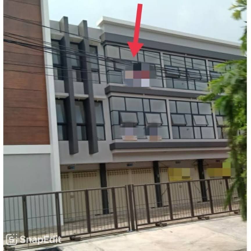 Disewakan Ruko Strategis di Raya Satelit Indah Surabaya Barat - Image 1