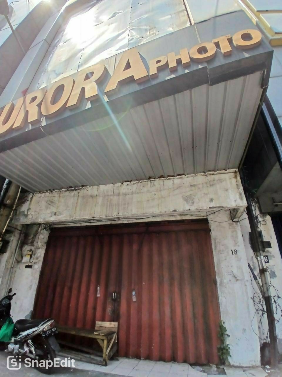 Disewakan Ruko Strategis di Kramat Gantung Surabaya Pusat - Image 1