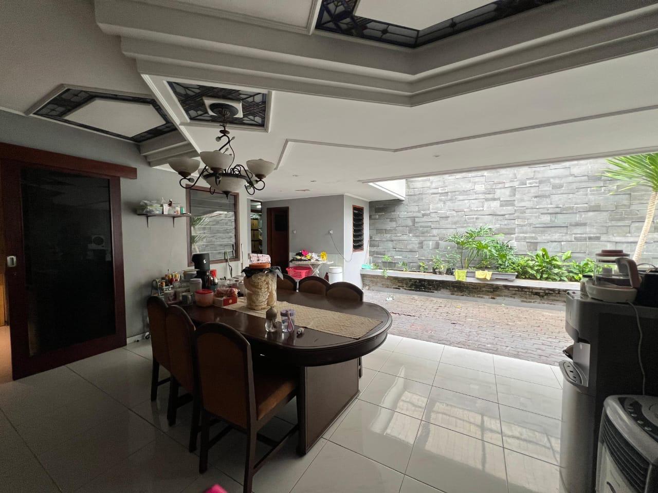 Dijual/Disewakan Rumi Semi Furnished di Margorejo Indah Surabaya Selatan - Image 1