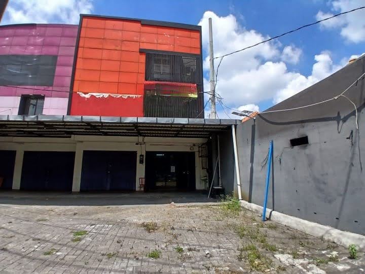 Dijual / Disewakan 4 Ruko Jejer di Sukomanunggal – Surabaya Barat - Image 1
