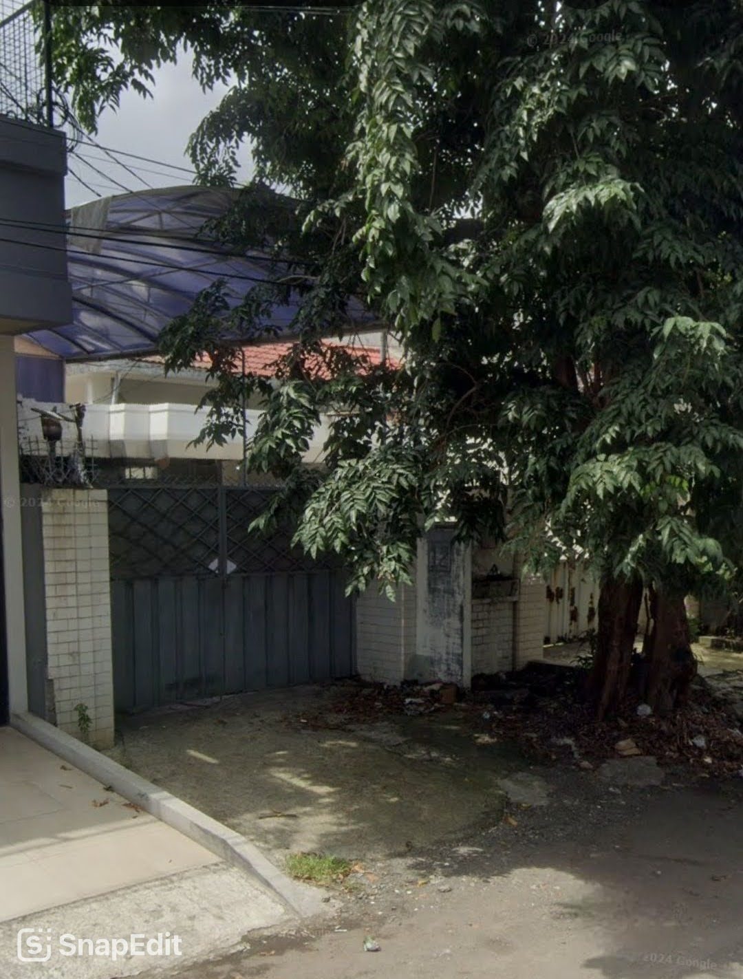 Disewakan Rumah Usaha Strategis di Prapanca Surabaya Pusat - Image 1