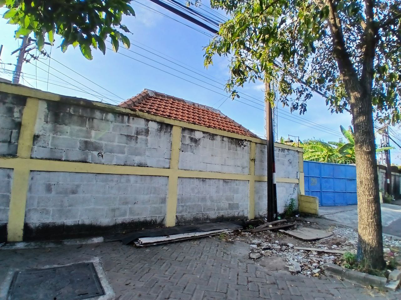 Dijual Tanah Luas di Tanjung Sari Surabaya Barat — Lokasi Strategis dan Cocok untuk Investasi - Image 1