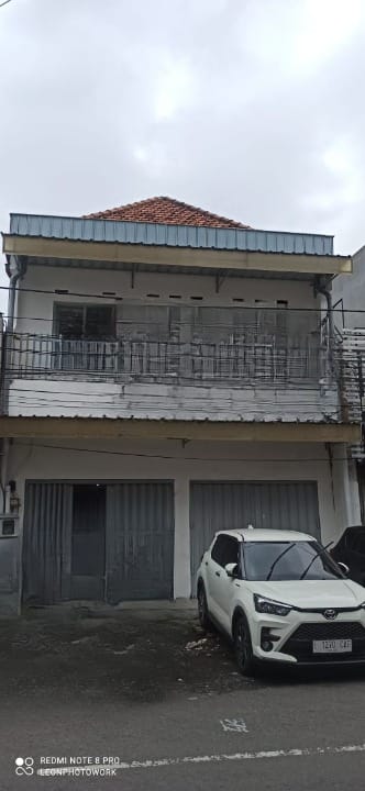 Disewakan Ruko 2 Lantai Siap Huni Lokasi Komersil di Baliwerti Surabaya Pusat - Image 1