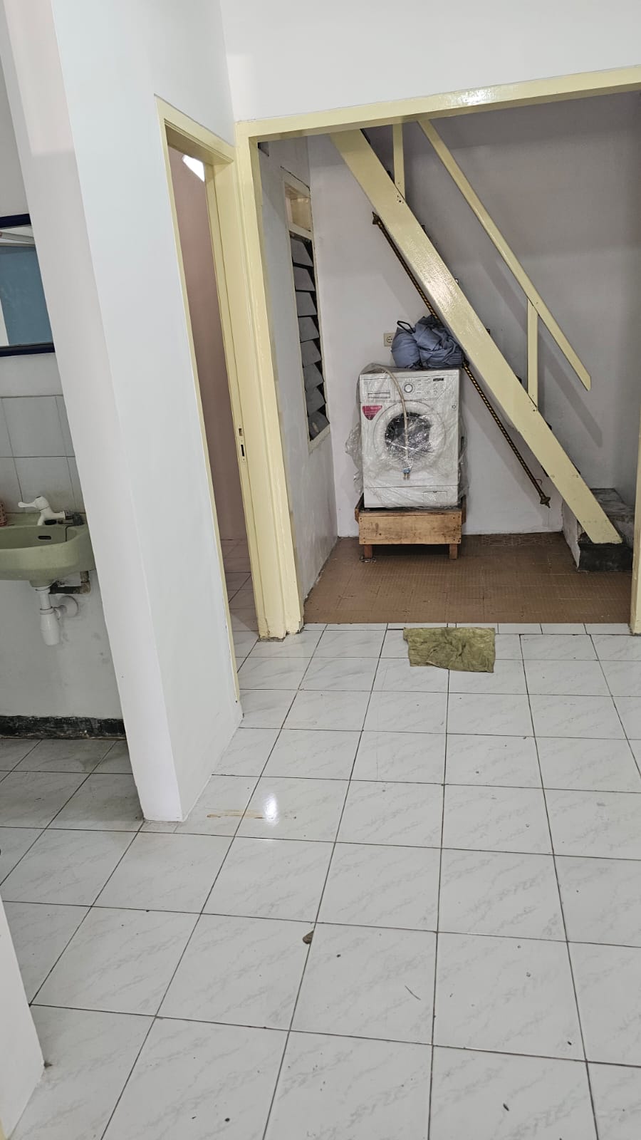 Dijual Rumah Nyaman dan Murah di Medokan Surabaya Selatan - Thumbnail 2