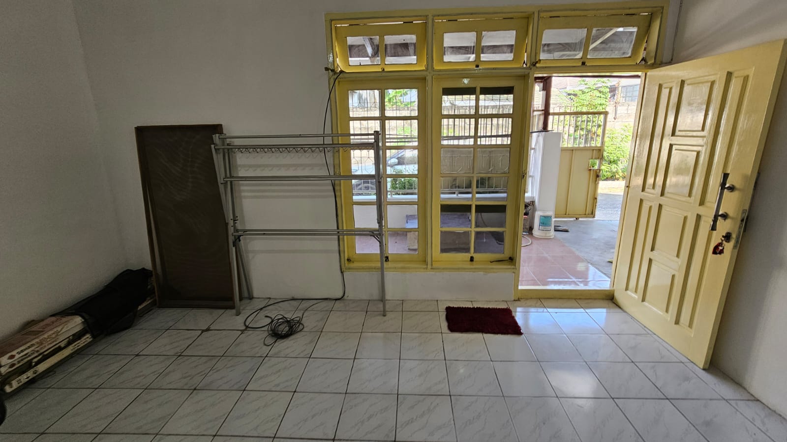 Dijual Rumah Nyaman dan Murah di Medokan Surabaya Selatan - Thumbnail 3