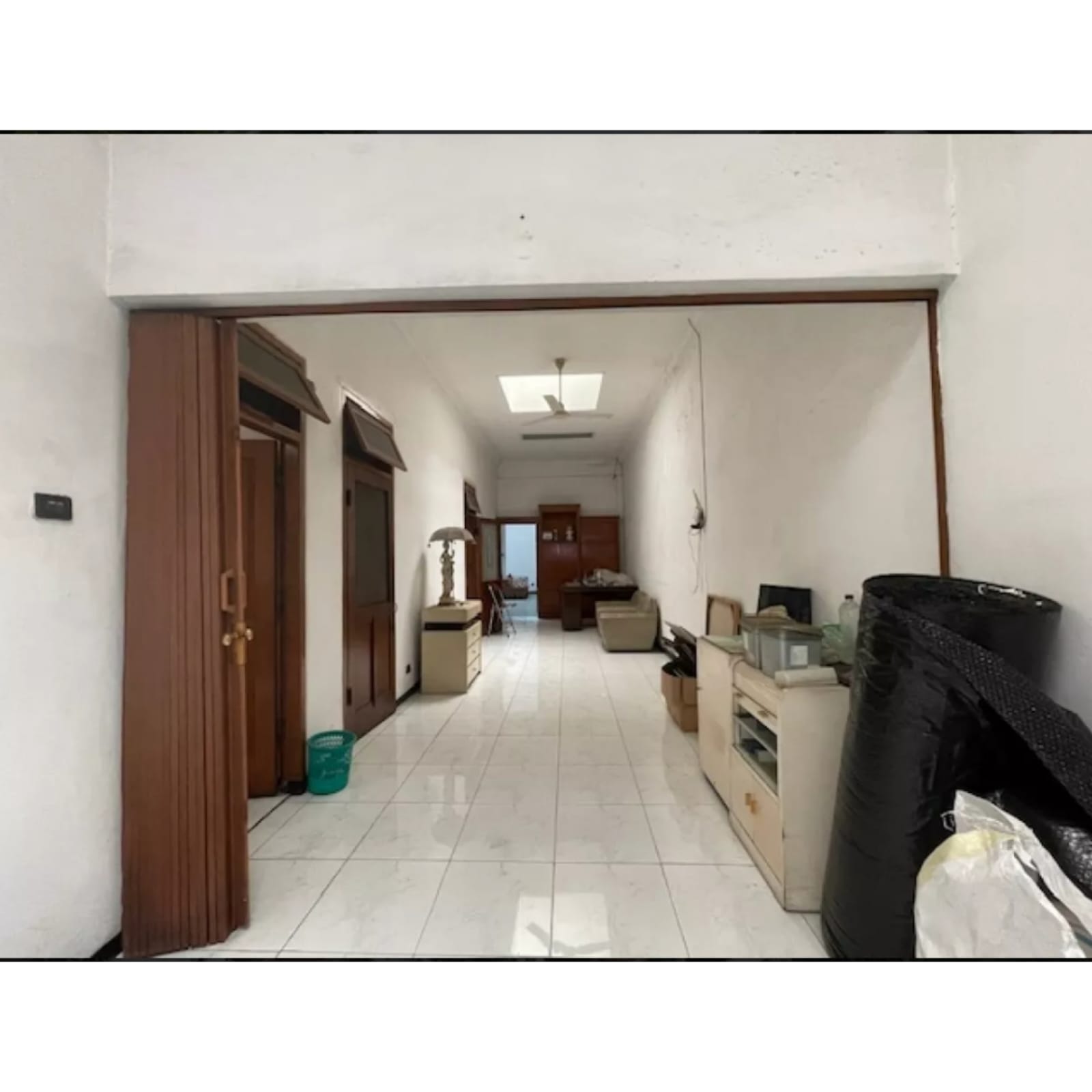 Dijual Rumah 1.5 Lantai Siap Huni di Nol Jalan Kedungsari Surabaya Pusat - Thumbnail 3