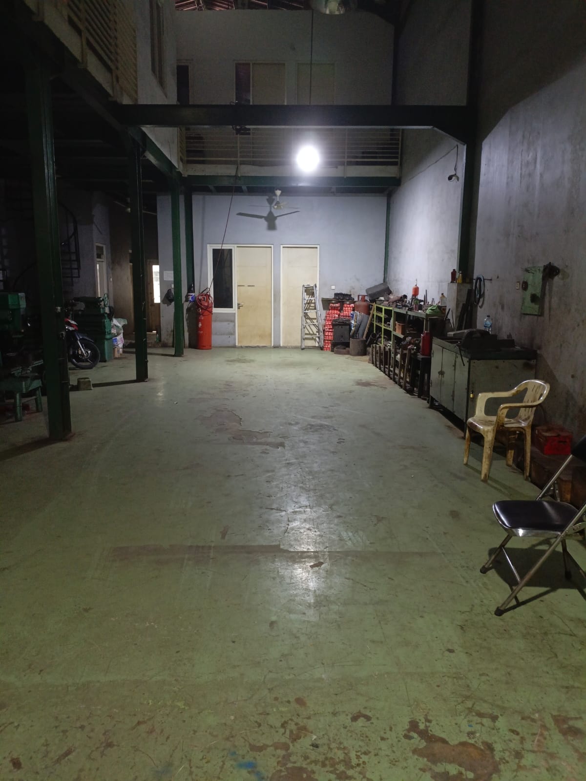 Jual Gudang Ex Bengkel di Kemayoran Baru Lokasi Strategis Surabaya Pusat - Thumbnail 2