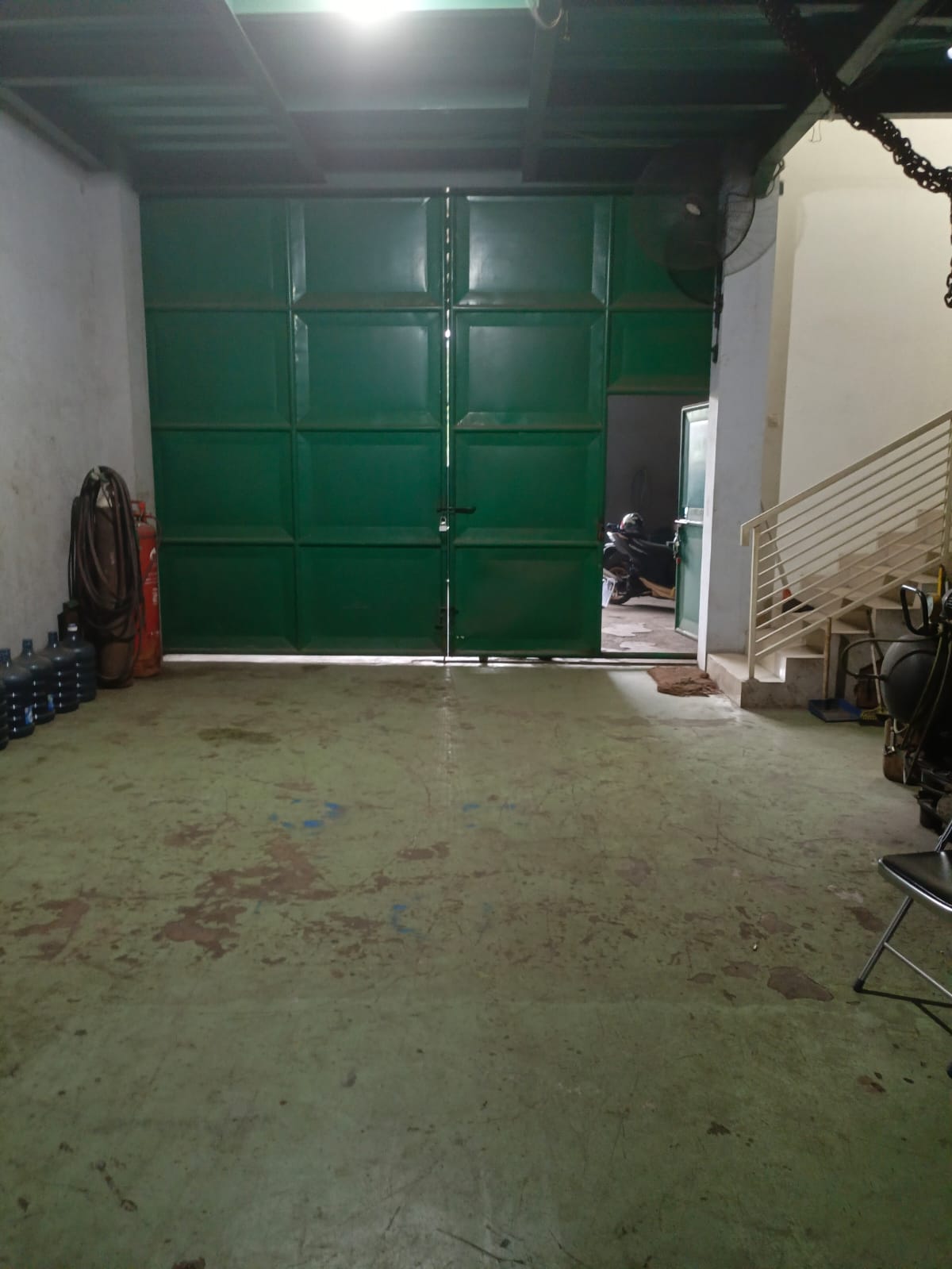 Jual Gudang Ex Bengkel di Kemayoran Baru Lokasi Strategis Surabaya Pusat - Image 1