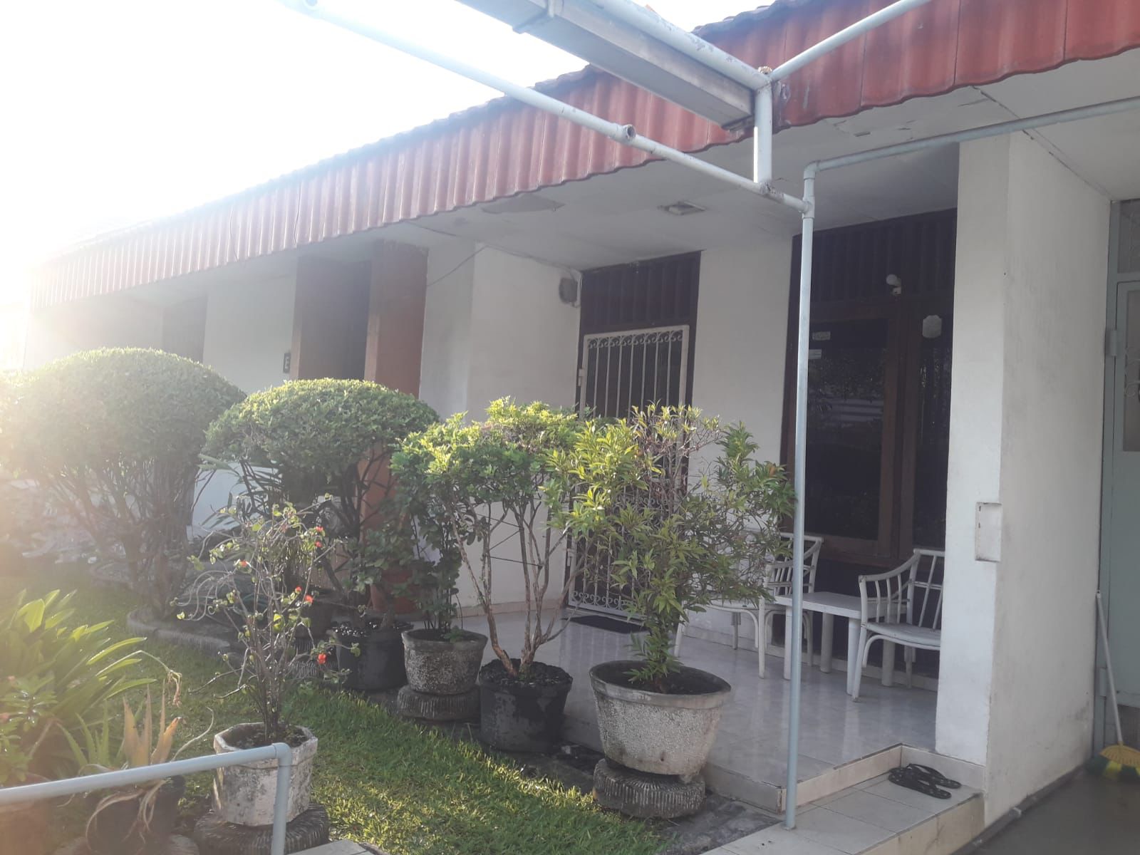 Jual Rumah 1 Lantai di Kris Kencana Sari Siap Huni Lokasi Strategis Surabaya Barat - Thumbnail 2