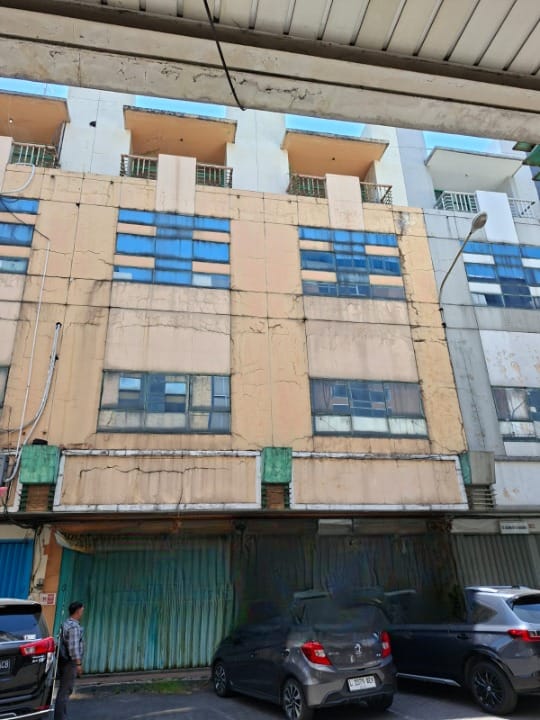 Dijual Ruko 4 Lantai di Mayjend Sungkono Surabaya Barat - Image 1