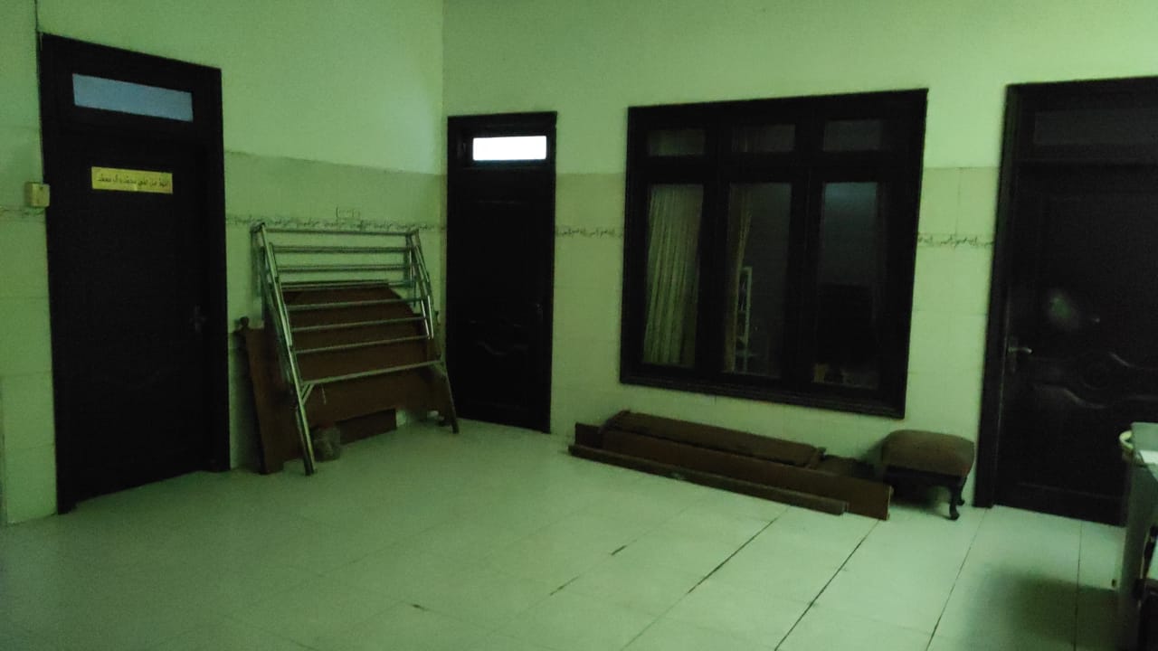 Jual Rumah Strategis di Jalan Ikan Sumbal Perak Barat Surabaya Utara - Thumbnail 2