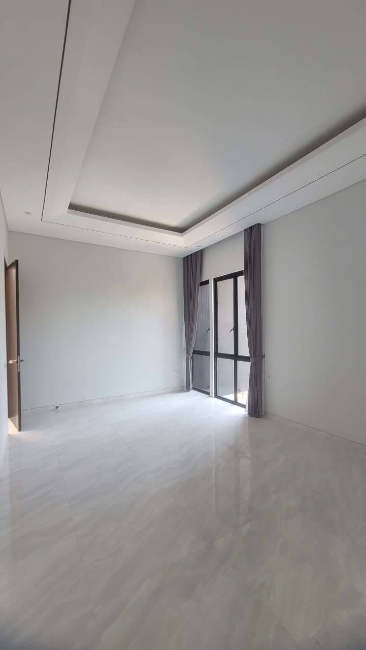 Jual Rumah Baru di Manyar Indah Mewah 2 Lantai Lokasi Strategis Surabaya Timur - Thumbnail 3