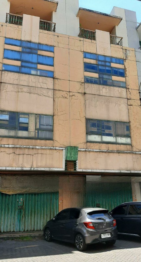 Dijual Ruko 4 Lantai di Darmo Galeria Mayjend Sungkono Surabaya Barat - Image 1