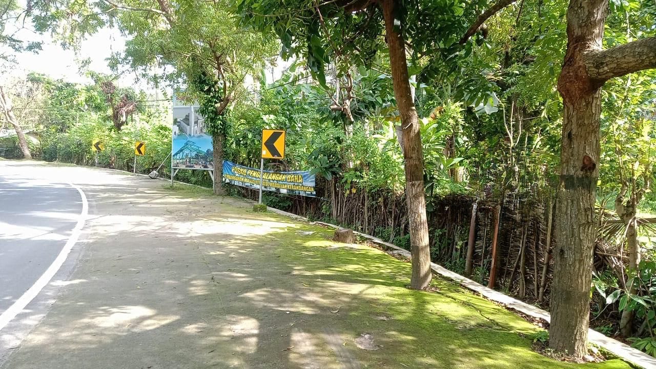 Jual Tanah di Raya Senggigi Lombok - Sebelah Kiri Swarga Resort - Image 1