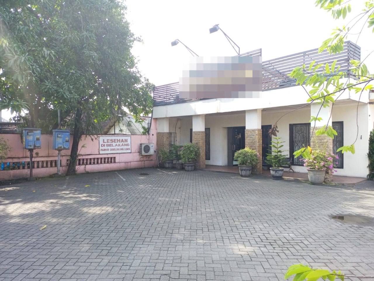 Jual Murah Lelang Rumah Usaha Ex Resto di Raya Trosobo Lokasi Strategis Sidoarjo - Image 1