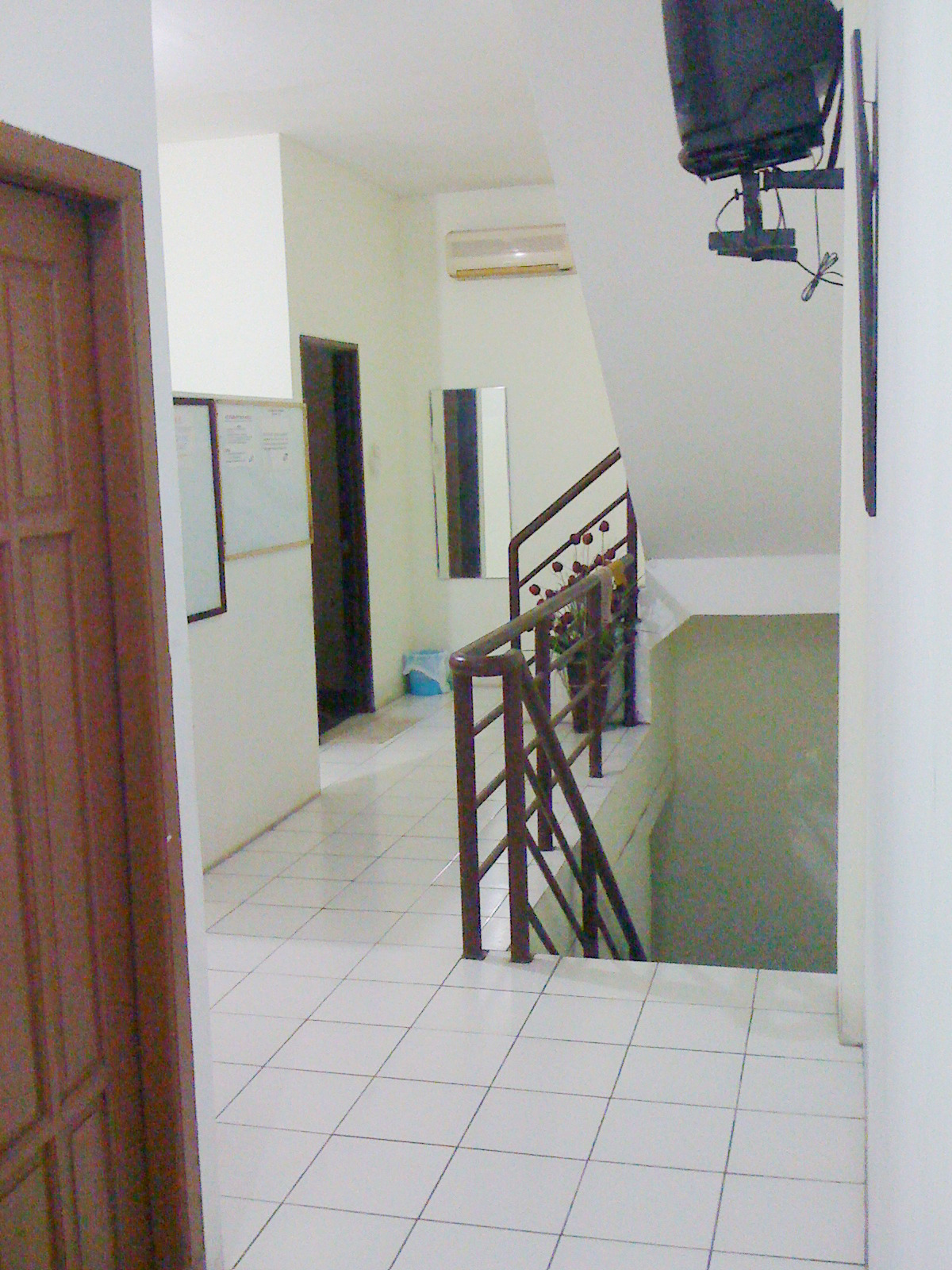 Disewakan Ruko Purimas 2.5 Lantai Siap Huni di Purimas Rungkut Surabaya Timur - Thumbnail 2