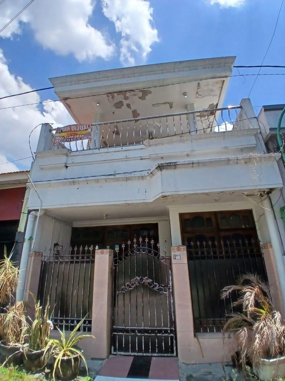 Dijual Murah Rumah 2 Lantai di Sambi Arum – Surabaya Barat - Image 1