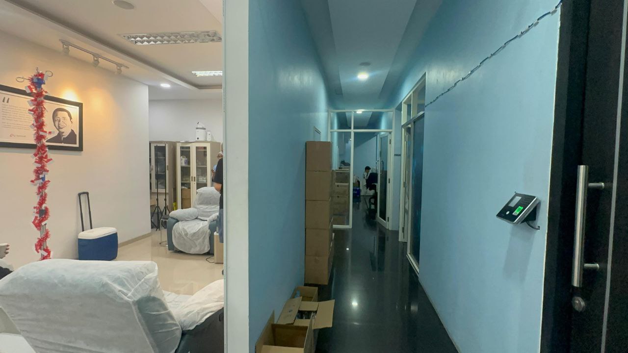 Dijual Gedung/Ruko 2 Lantai Full Furnish di Kawasan Perak, Surabaya Utara - Thumbnail 2