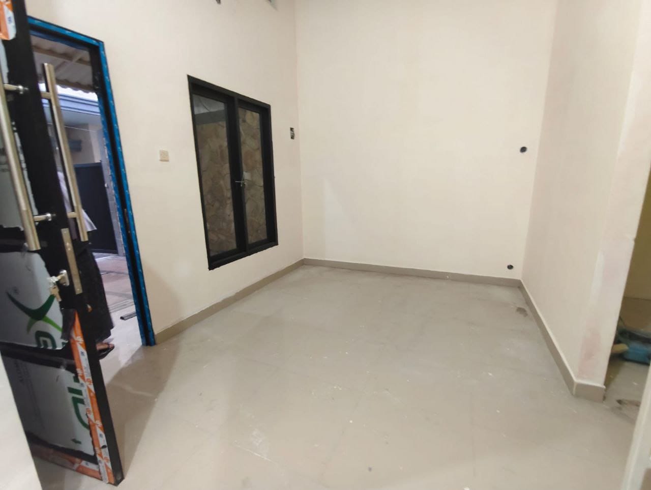 Jual Rumah 2 Lantai Siap Huni di Perum Jambangan Indah Lokasi Strategis Surabaya Selatan - Thumbnail 4