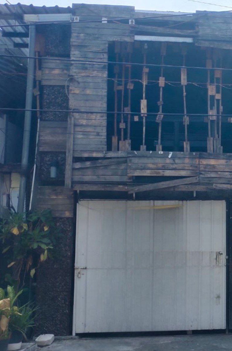 Disewakan Rumah Usaha Cocok Untuk Usaha di Pucang Jajar Surabaya Timur - Image 1