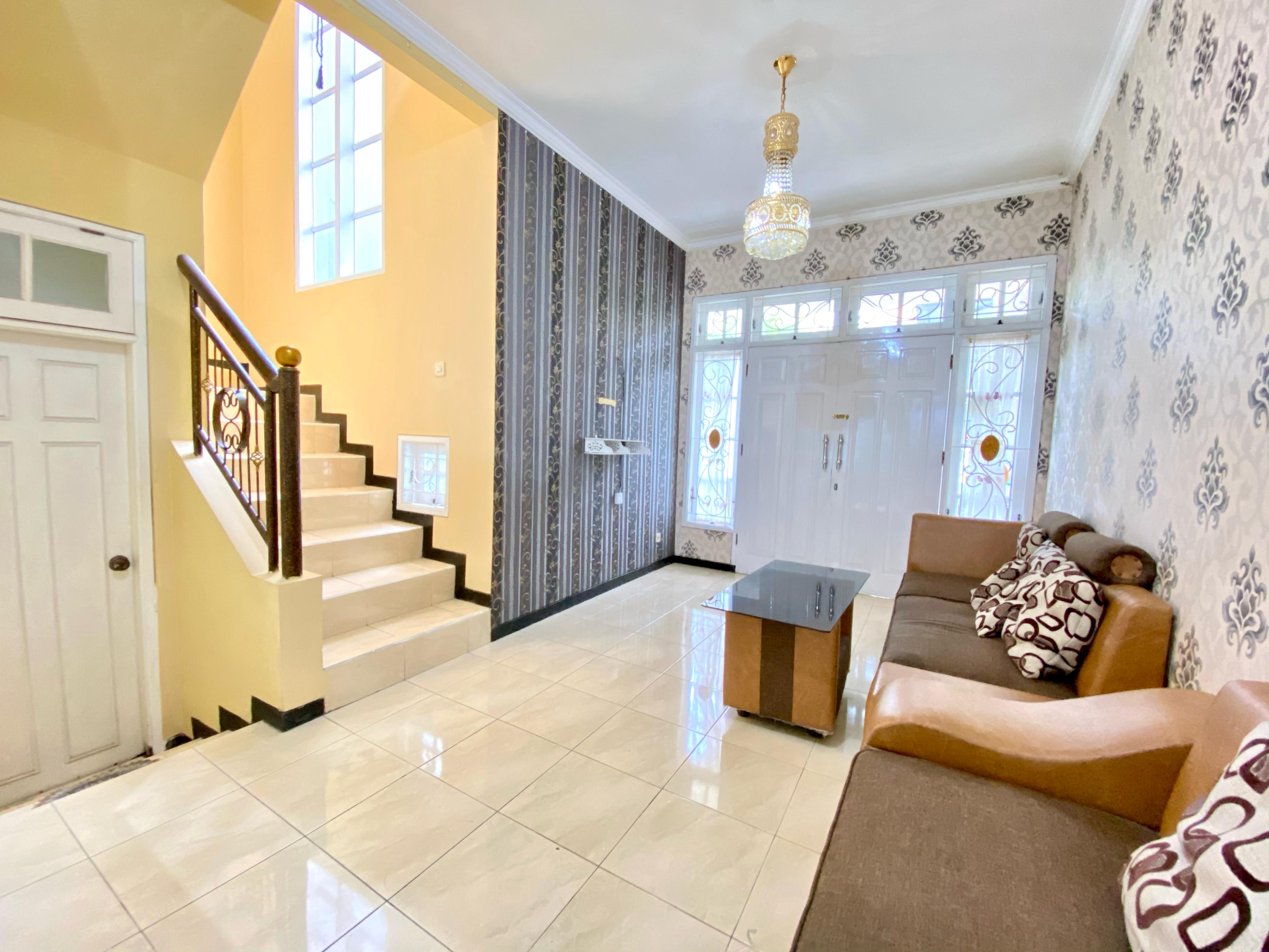 Dijual/Disewakan Rumah Lokasi Strategis Pondok Mutiara di Sidoarjo - Thumbnail 3