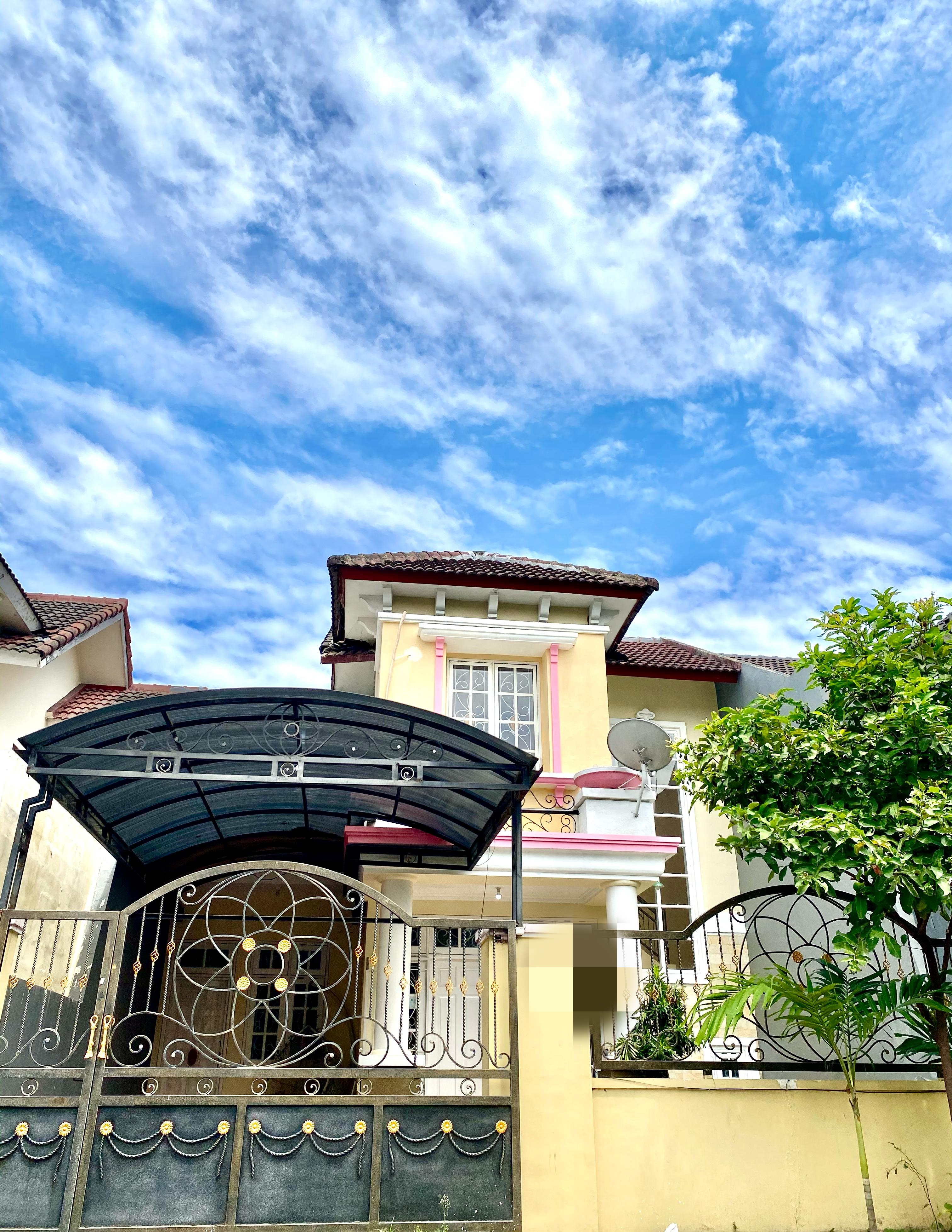 Dijual/Disewakan Rumah Lokasi Strategis Pondok Mutiara di Sidoarjo - Image 1