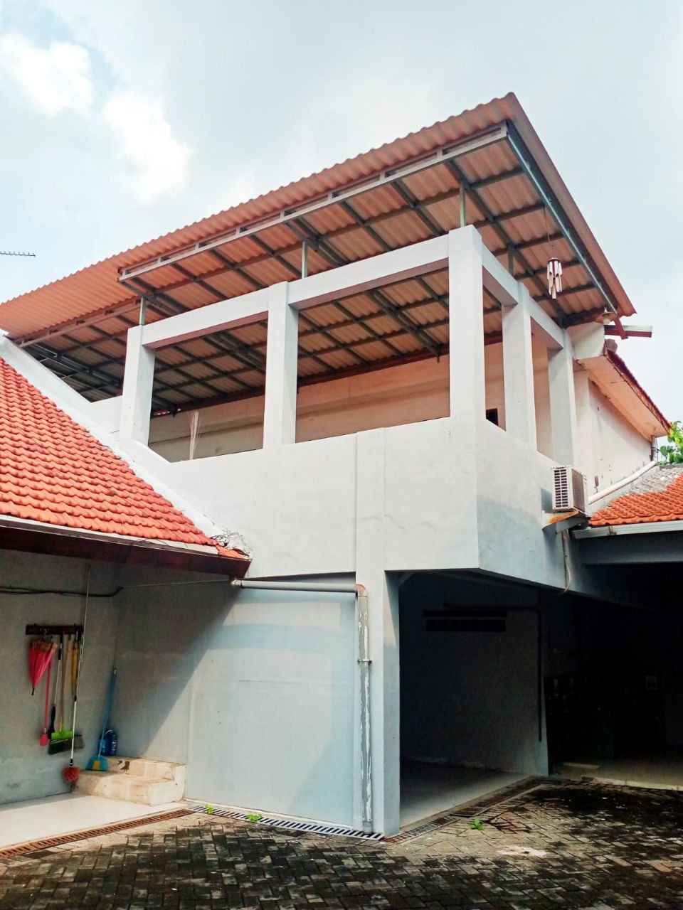 Dijual Rumah Bagus dan Terawat Lokasi di Jemur Andayani Surabaya Selatan - Thumbnail 2