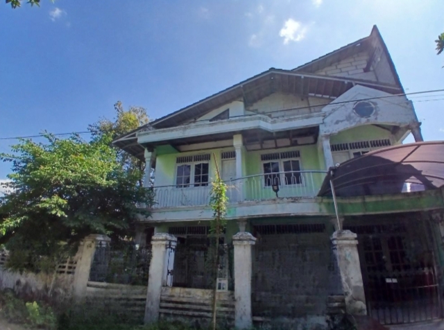 Dijual Rumah Hitung Tanah Strategis di Rungkut Surabaya Timur - Image 1