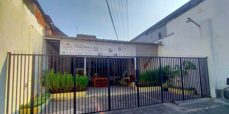 Dijual Ruko Strategis di Manyar Kertoarjo Surabaya Timur - Image 1