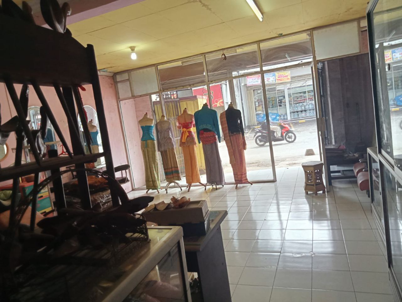 Dijual Rumah Strategis di Bendul Merisi Raya Wonokromo Surabaya Selatan - Thumbnail 4