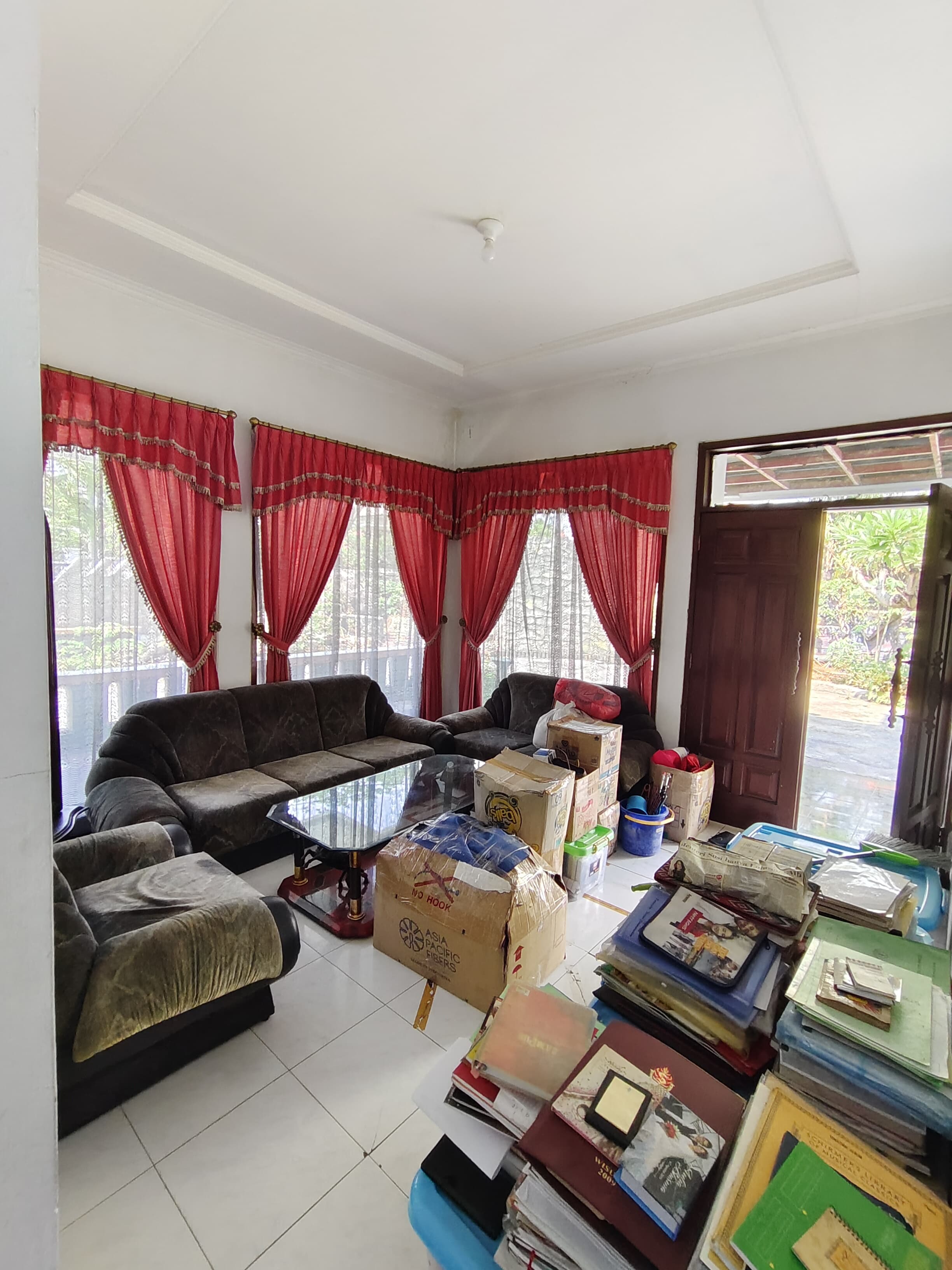 DIJUAL Rumah Nyaman dan Strategis di Taman Pondok Indah Surabaya Barat - Thumbnail 3