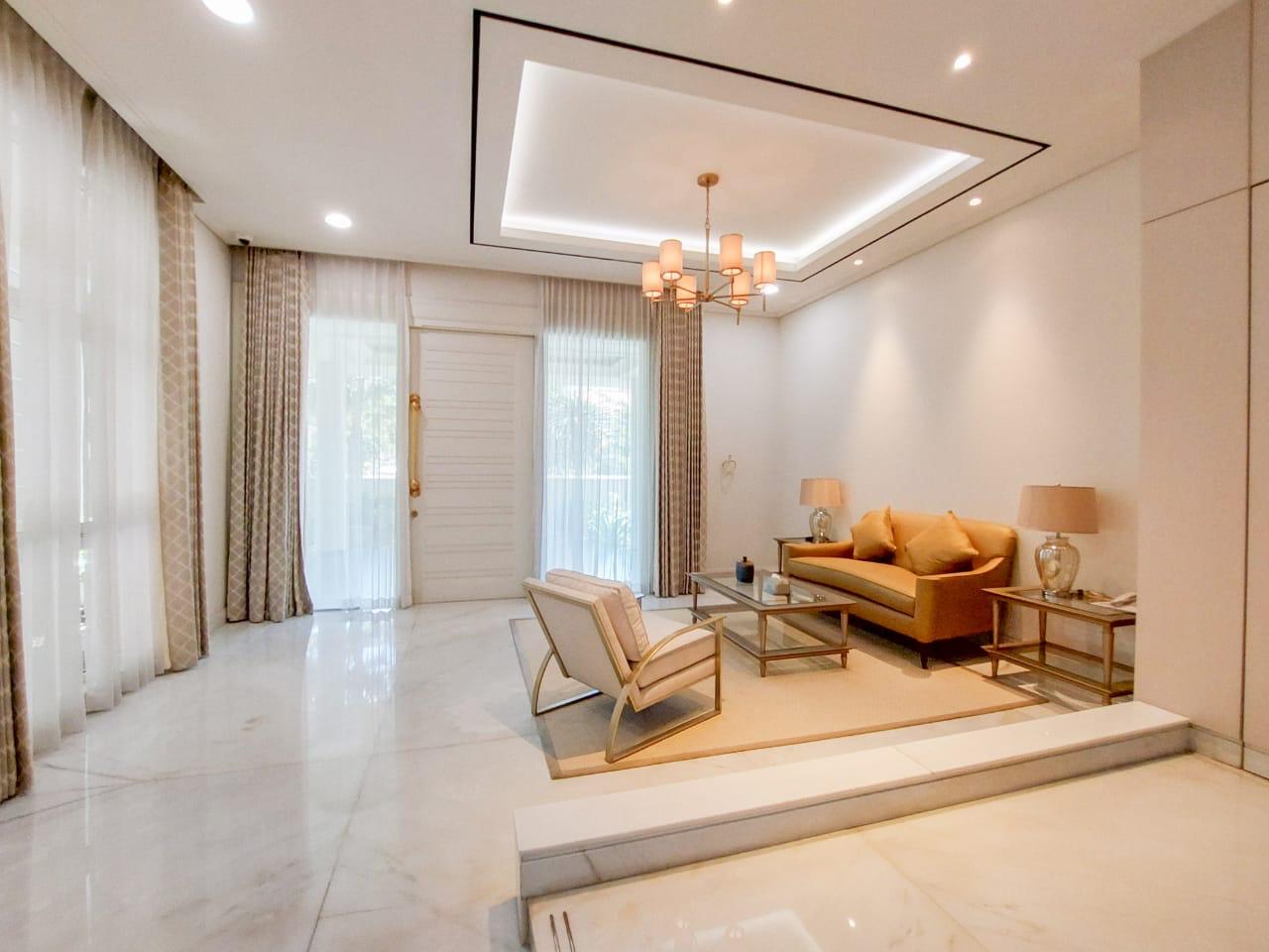 Dijual Rumah Mewah di Margorejo Surabaya Selatan - Image 1