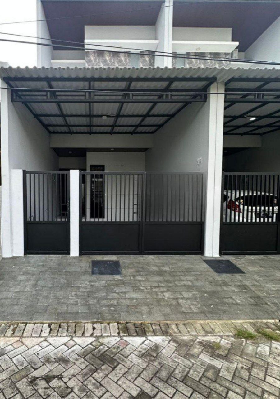 Dijual Rumah Siap Huni di Semolowaru Tengah Surabaya Timur - Image 1