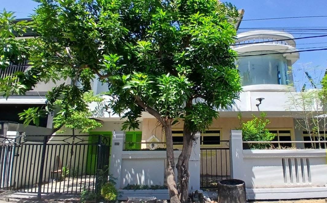 Jual Rumah Mewah 2 Lantai Mojoklanggru Lokasi Strategis Surabaya Timur - Image 1