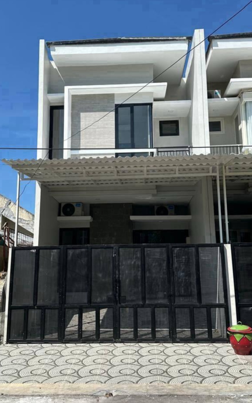 Dijual Rumah Baru Gress Strategis di Kutisari Indah Utara Surabaya Selatan - Image 1