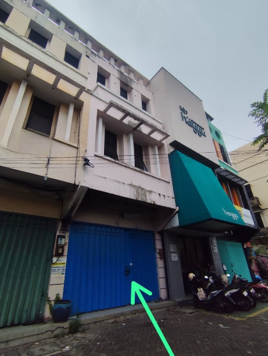 Dijual Ruko 3 Lantai Lokasi Strategis di Jalan Bung Tomo Surabaya Selatan - Image 1