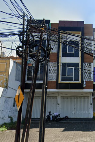 Dijual/Disewakan Ruko Strategis 3 Lantai di Jalan Prof. Dr. Moestopo Surabaya Timur - Image 1
