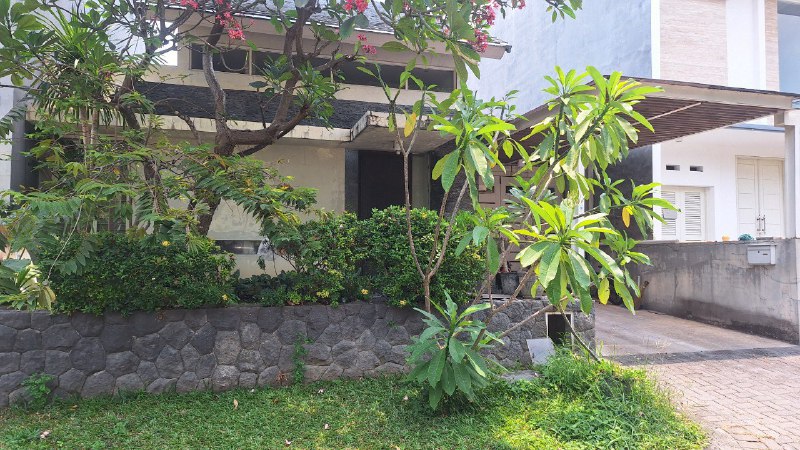 Dijual Rumah Lelang Strategis Eastwood Citraland Surabaya Barat - Image 1