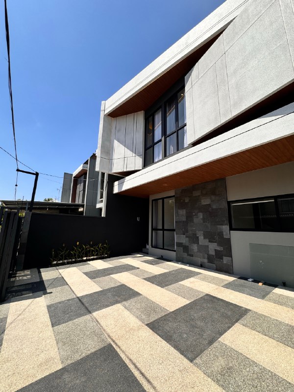 Dijual Rumah Hook Modern Minimalis Baru Gress Manyar Surabaya Timur - Thumbnail 2