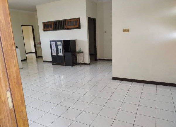 Dijual Rumah Mulyosari Terawat Siap Huni Cocok Untuk Usaha Kos Surabaya Timur - Image 1