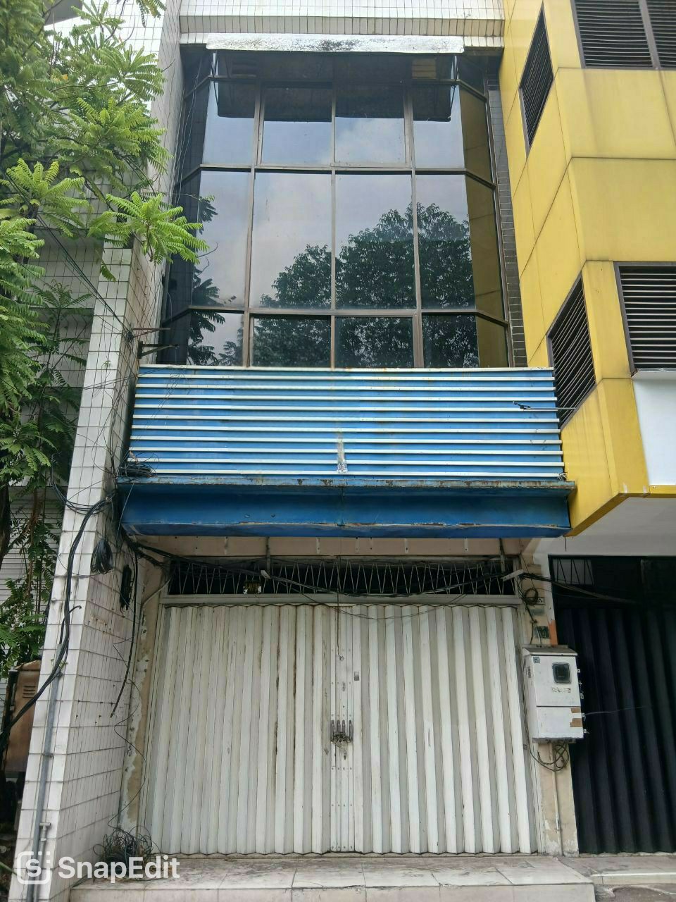 Disewakan Ruko Strategis Siap Pakai Ambengan Plaza Surabaya Pusat - Image 1