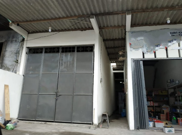 Sewa Ruko Murah 1 Lantai Strategis di Nambangan, Surabaya Utara - Image 1