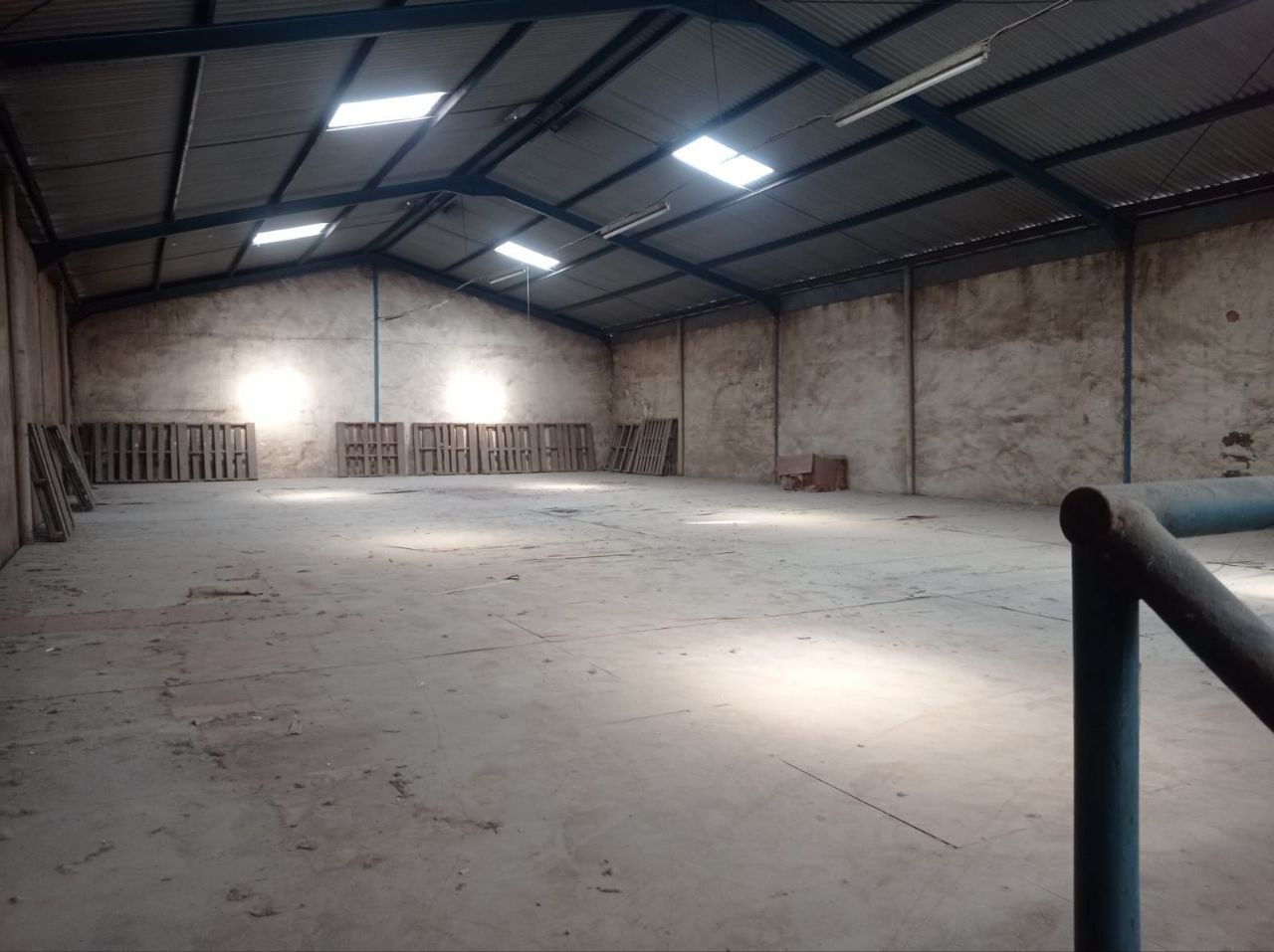 Disewakan Gudang Dumar Industri di Margomulyo Surabaya Barat - Thumbnail 4