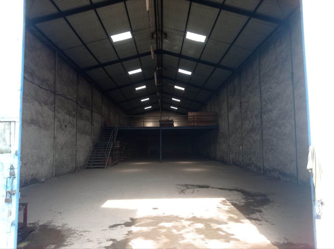 Disewakan Gudang Dumar Industri di Margomulyo Surabaya Barat - Thumbnail 5