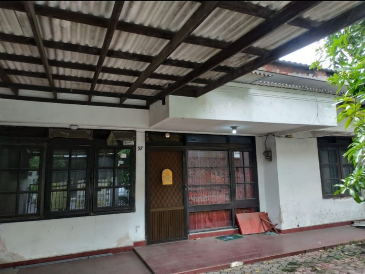 Jual Rumah Strategis Murah di Kutisari Indah Utara Surabaya Selatan - Thumbnail 2