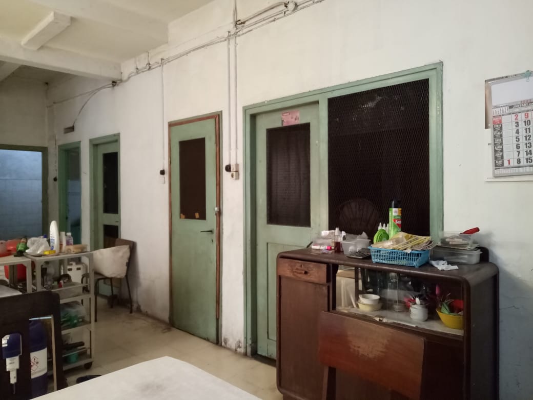 Dijual / Disewakan Rumah Klasik di Jl. Tambaksari Surabaya Utara – Cocok untuk Cafe Bernuansa Rumah Kuno - Thumbnail 5