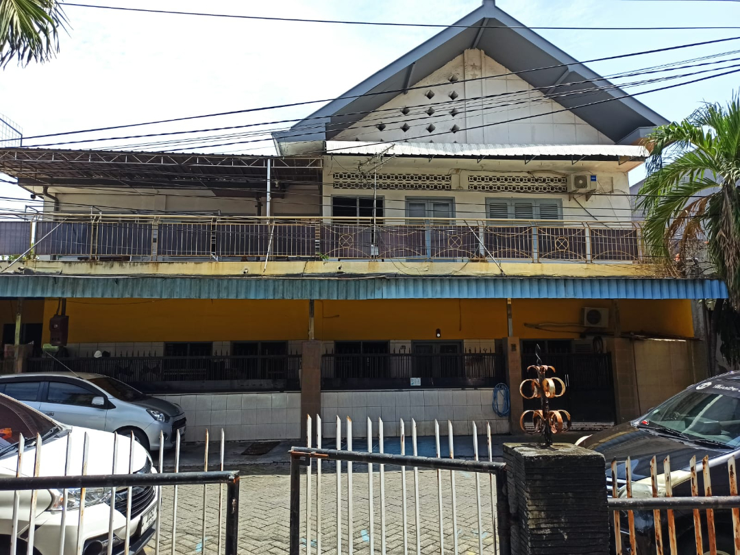 Dijual Rumah 2 Lantai di Jl. Ambengan Surabaya Pusat – Luas, Strategis, dan Cocok untuk Hunian atau Usaha - Image 1