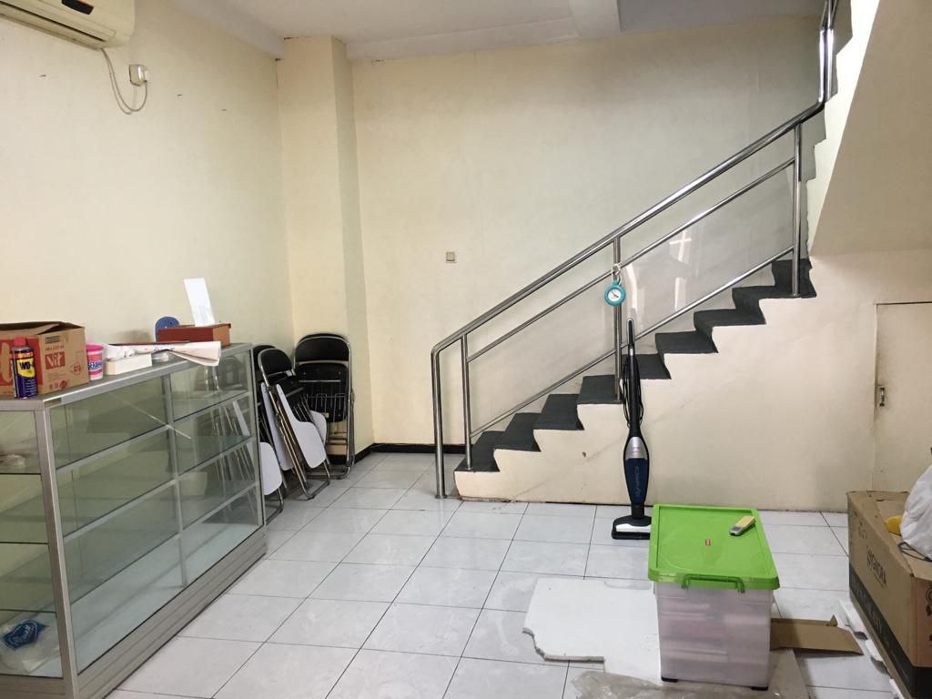 Dijual Ruko Strategis Siap Pakai di Surya Inti Permata Surabaya Barat - Thumbnail 3